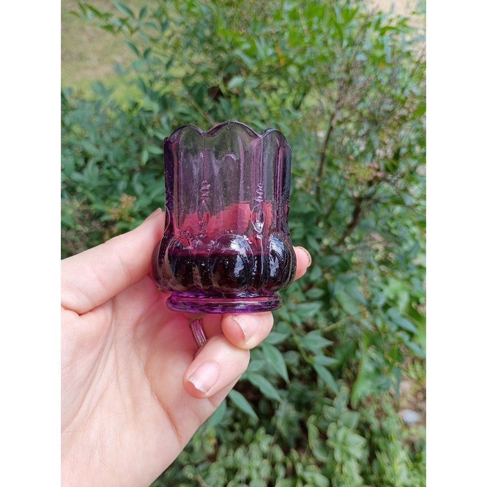 Degenhart purple heliotrope toothpick holder 3" Glass Vintage